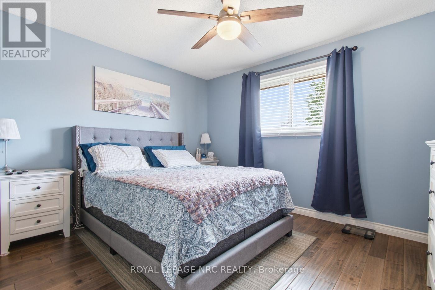 












28 ROLLINS DRIVE

,
Welland (N. Welland),




Ontario
L3C6Z8

