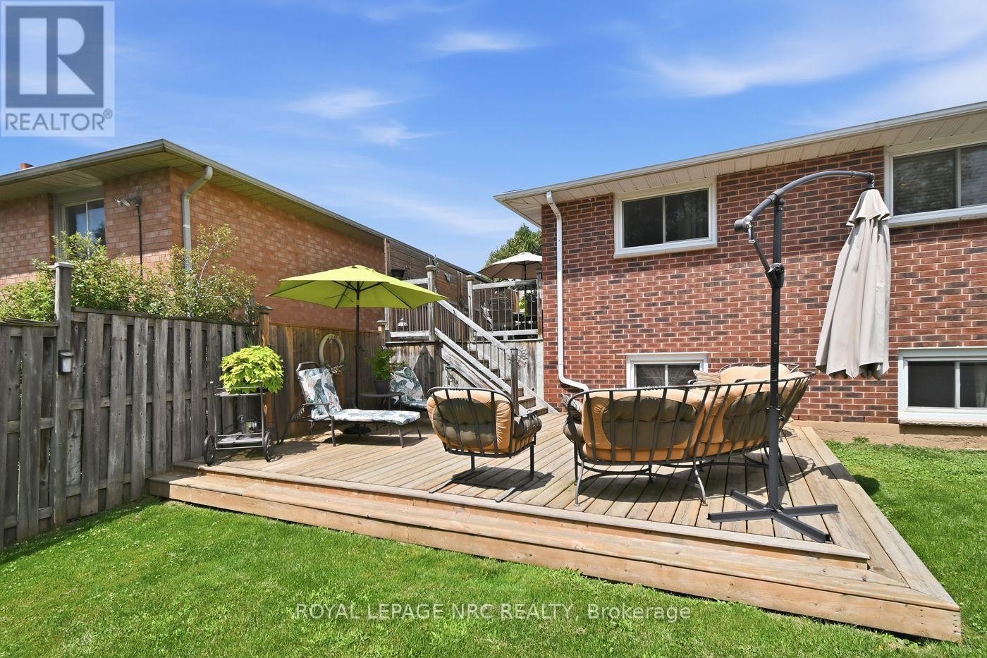 












28 ROLLINS DRIVE

,
Welland (N. Welland),




Ontario
L3C6Z8

