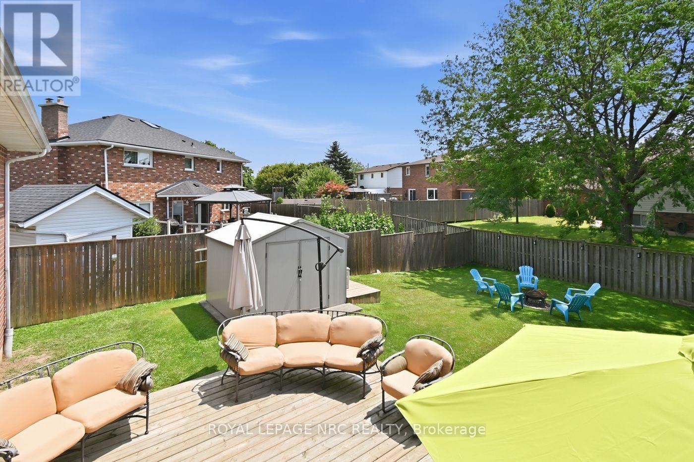 












28 ROLLINS DRIVE

,
Welland (N. Welland),




Ontario
L3C6Z8

