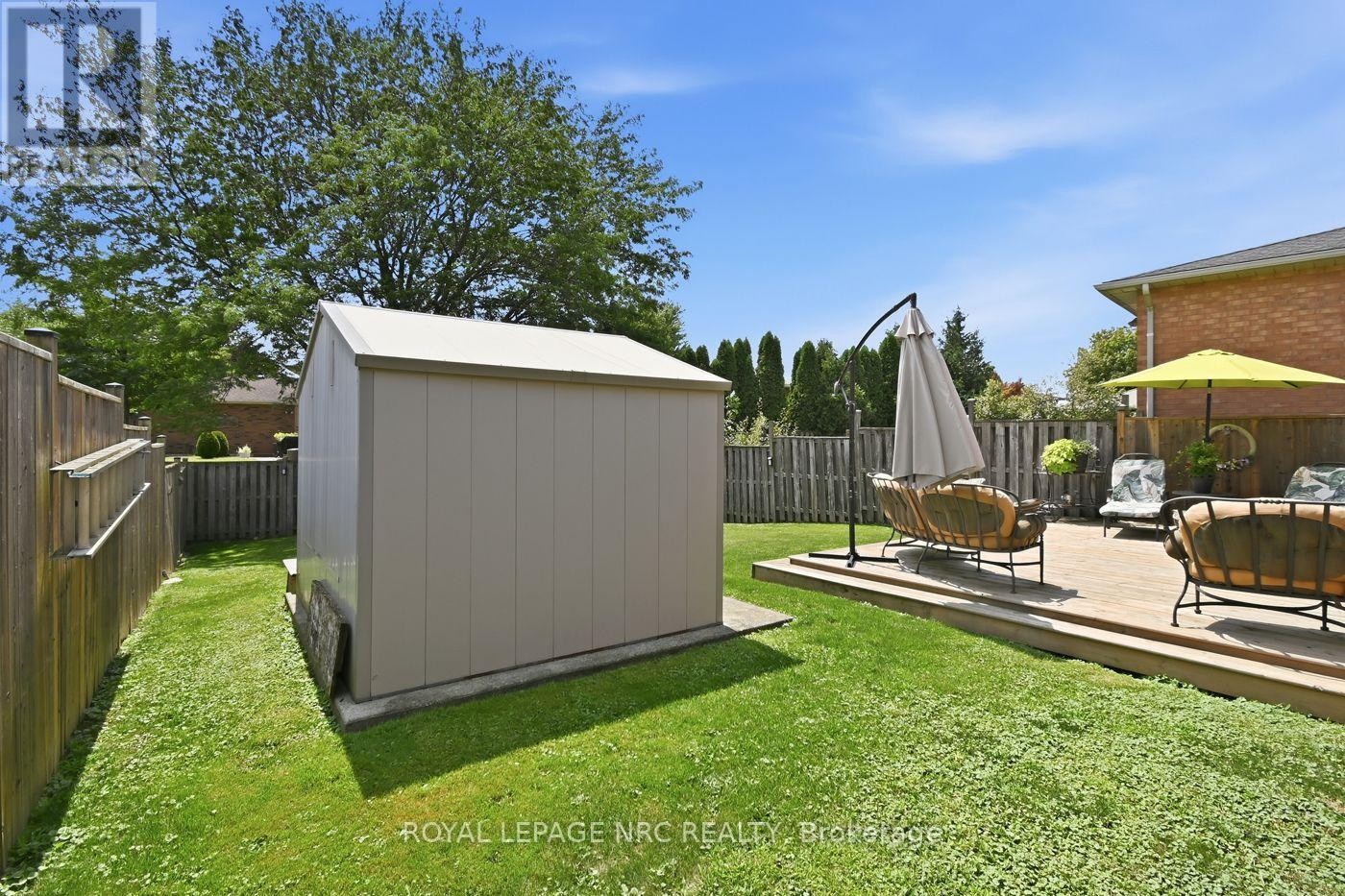












28 ROLLINS DRIVE

,
Welland (N. Welland),




Ontario
L3C6Z8

