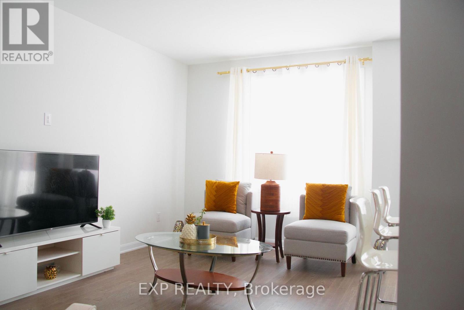 












939 ATHENRY COURT

,
Ottawa,




Ontario
K2J7C9

