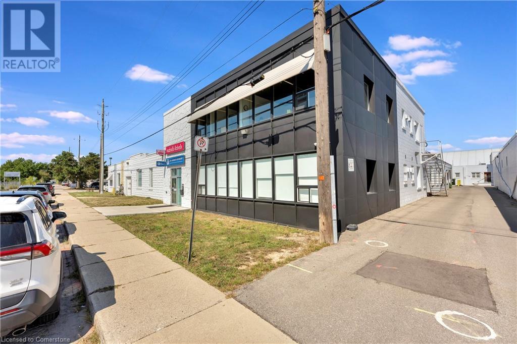 












144-150 CHATHAM Street

,
Hamilton,




Ontario
L8P2B6

