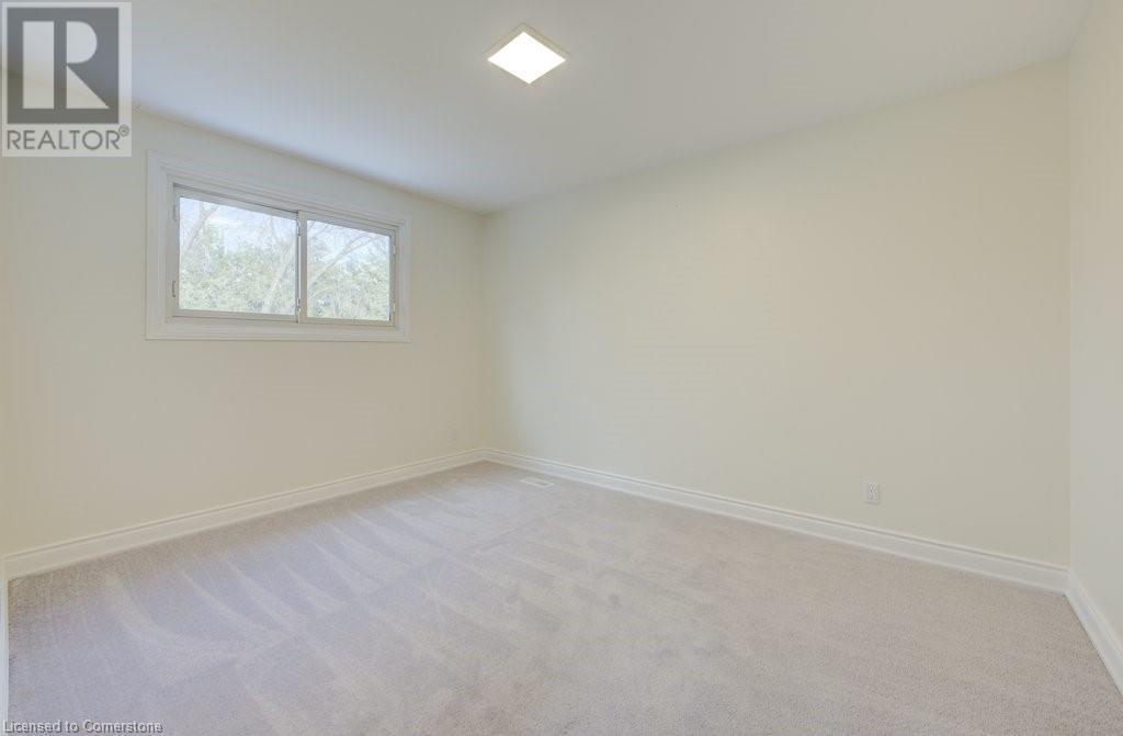 












582 CHAMBERLAIN Road

,
Burlington,




Ontario
L7L2V5

