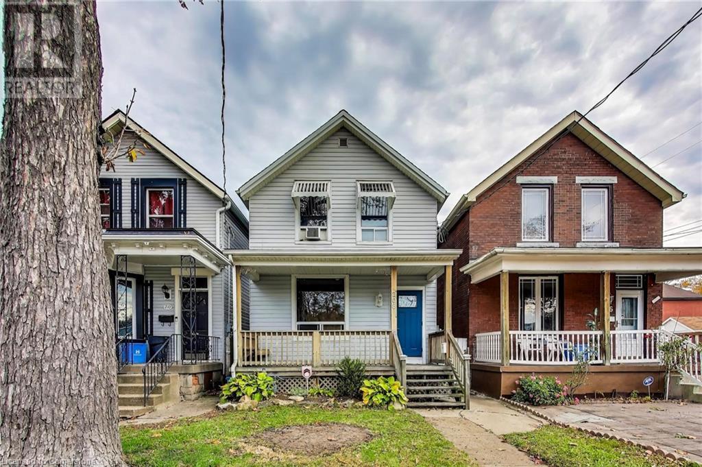 












208 EAST Avenue N

,
Hamilton,




Ontario
L8L5J3


