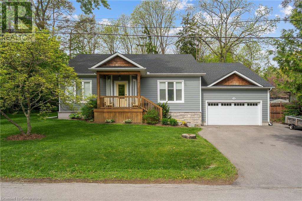 












14 SULLIVAN'S Lane

,
Dundas,




Ontario
L9H5N7

