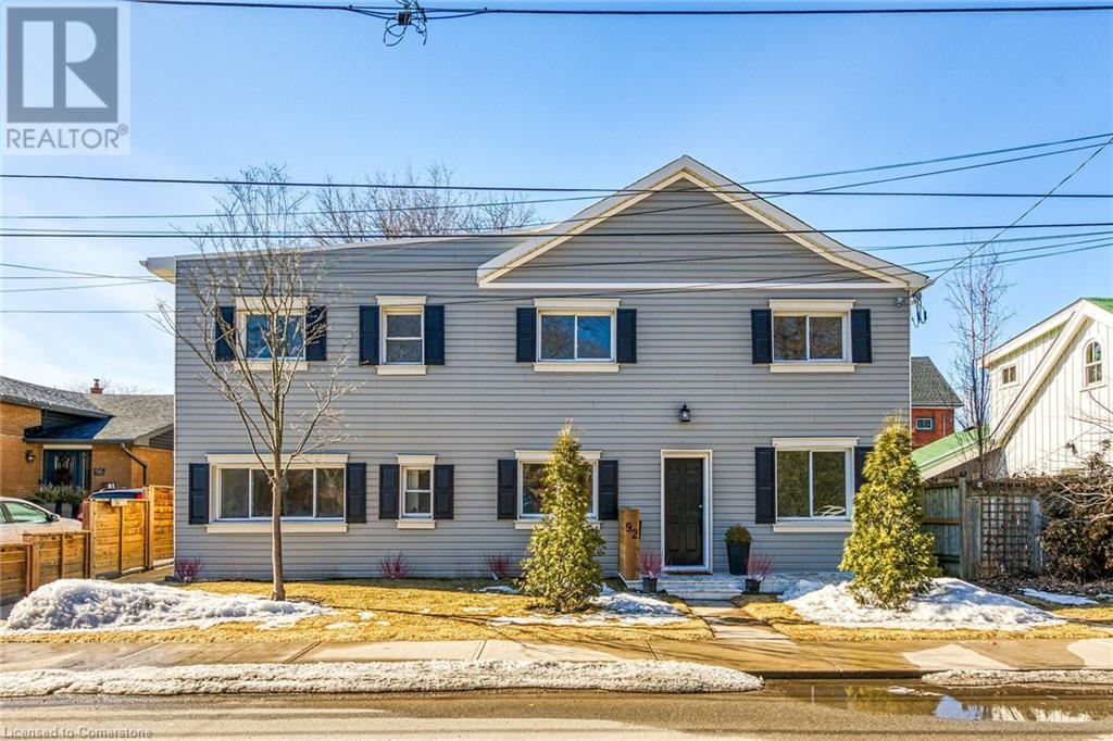 












92 PEARL Street S

,
Hamilton,




Ontario
L8P3X2

