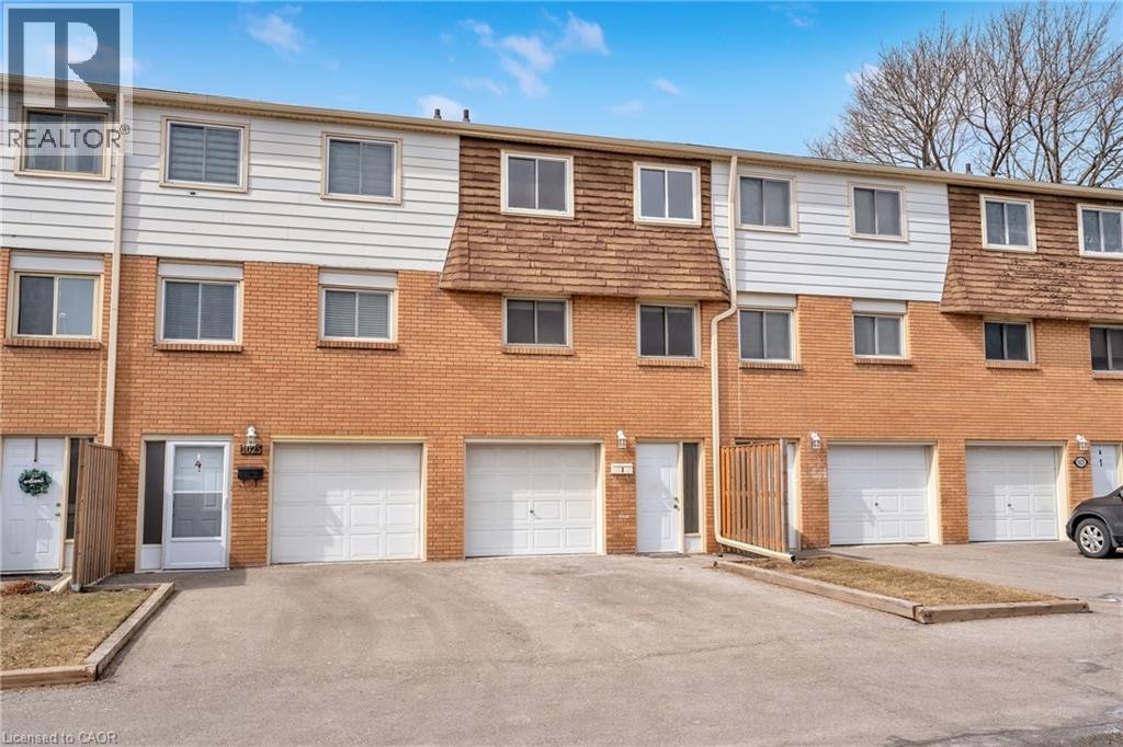 












1025 UPPER GAGE Avenue Unit# 3

,
Hamilton,




Ontario
L8V4L2

