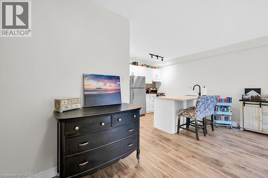 












141 CATHARINE Street S Unit# 102

,
Hamilton,




Ontario
L8N2J7

