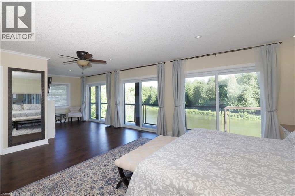 












530 ST ANDREW Street E

,
Fergus,




Ontario
N1M1R6

