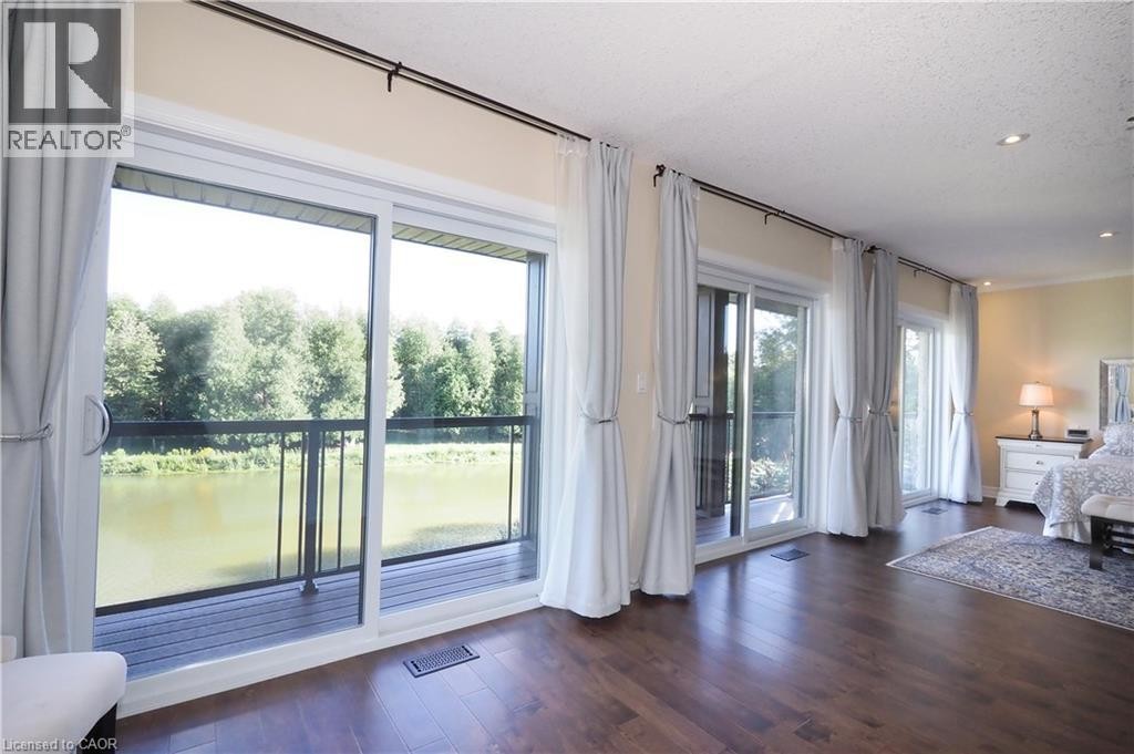 












530 ST ANDREW Street E

,
Fergus,




Ontario
N1M1R6

