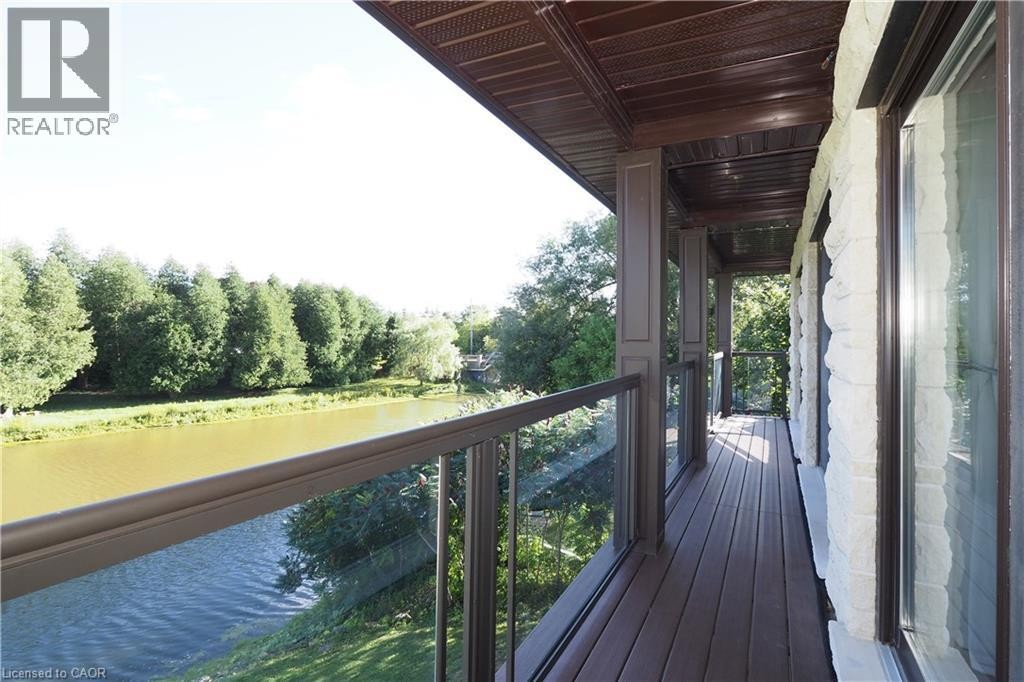 












530 ST ANDREW Street E

,
Fergus,




Ontario
N1M1R6

