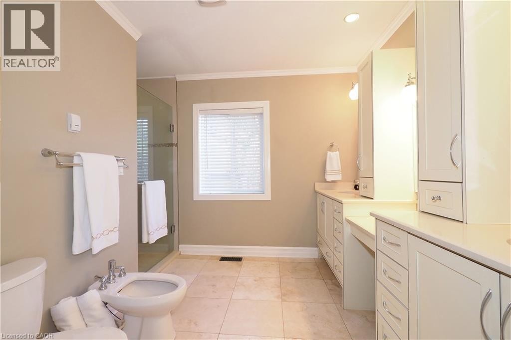 












530 ST ANDREW Street E

,
Fergus,




Ontario
N1M1R6

