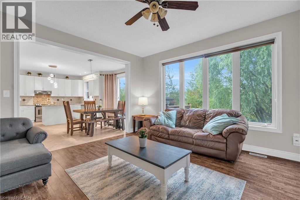












75 CHASE Crescent

,
Cambridge,




Ontario
N3C0B3

