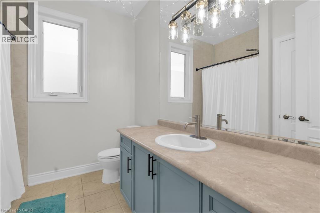 












75 CHASE Crescent

,
Cambridge,




Ontario
N3C0B3

