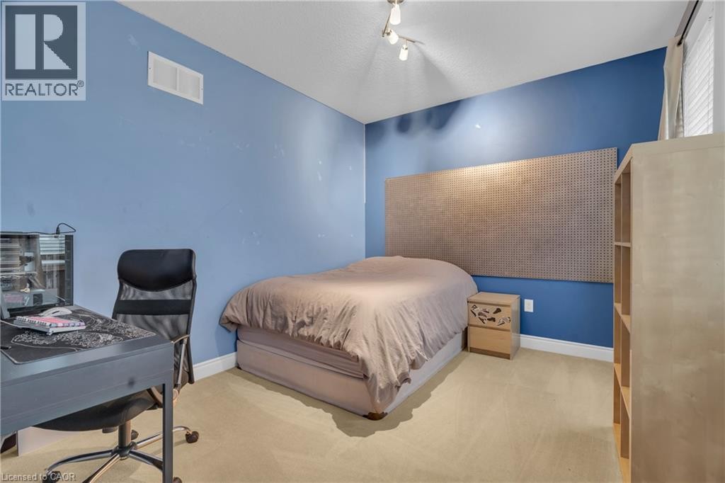 












75 CHASE Crescent

,
Cambridge,




Ontario
N3C0B3

