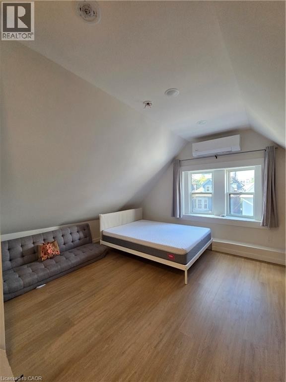 












30 STIRTON Street Unit# 3

,
Hamilton,




Ontario
L8L6E8

