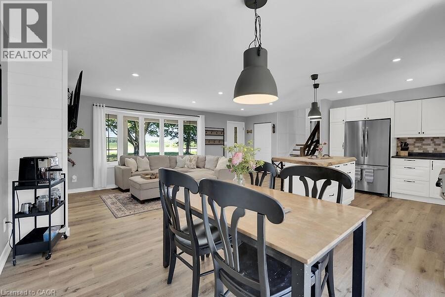 












795 PORT MAITLAND Road

,
Dunnville,




Ontario
N1A2W6

