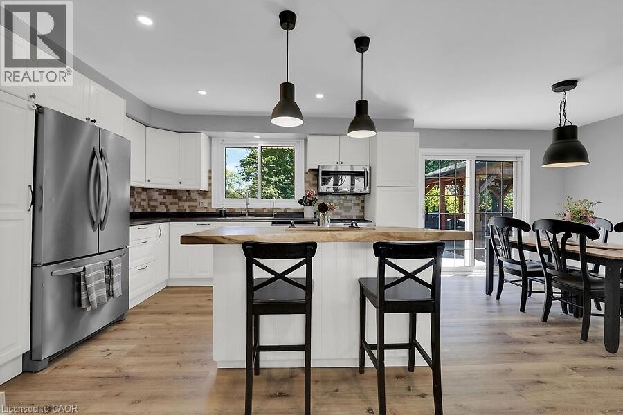 












795 PORT MAITLAND Road

,
Dunnville,




Ontario
N1A2W6

