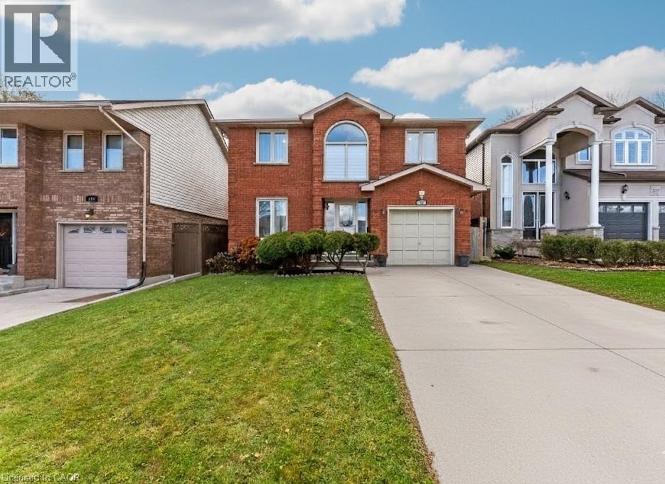 












113 GREENSHIRE Drive

,
Hamilton,




Ontario
L9C7G5

