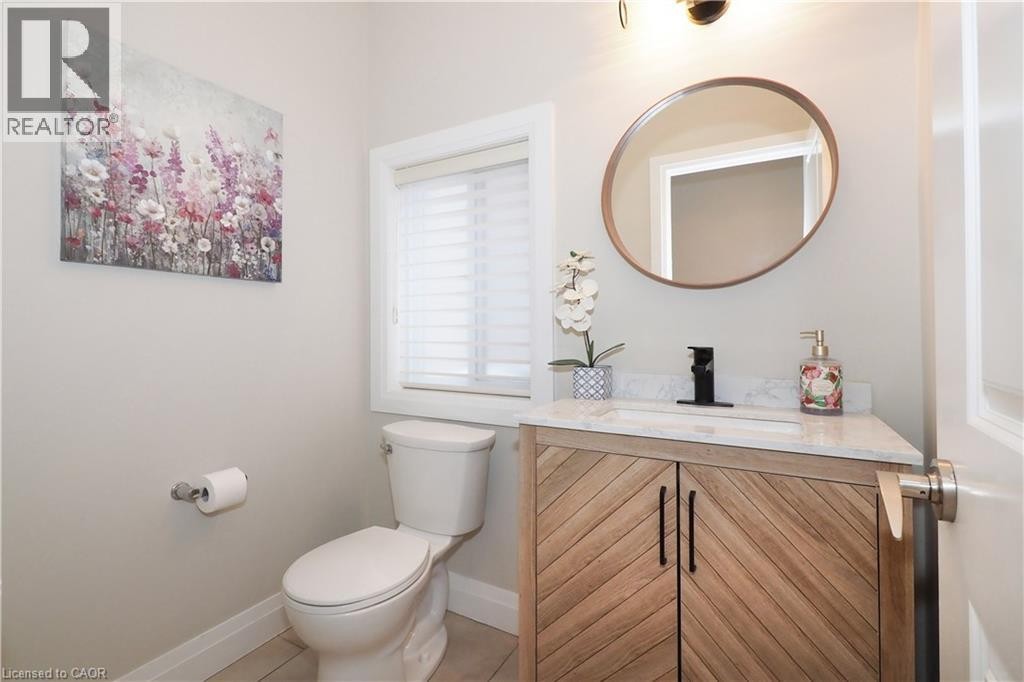 












604 PINERY Trail

,
Waterloo,




Ontario
N2V2Y6

