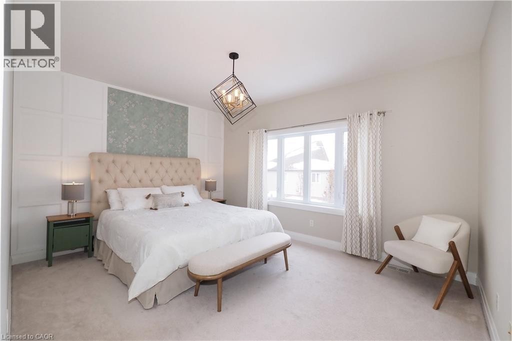 












604 PINERY Trail

,
Waterloo,




Ontario
N2V2Y6

