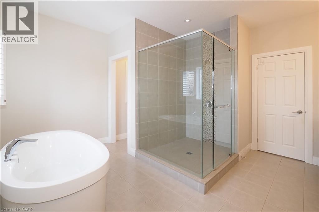 












604 PINERY Trail

,
Waterloo,




Ontario
N2V2Y6

