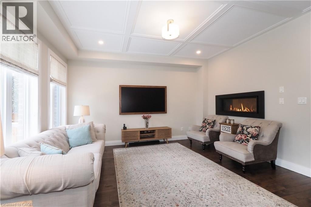 












604 PINERY Trail

,
Waterloo,




Ontario
N2V2Y6

