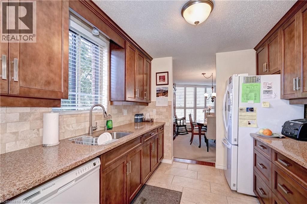 












24 MARILYN Drive N Unit# 401

,
Guelph,




Ontario
N1H8E9

