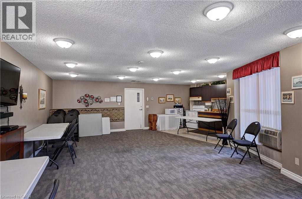 












24 MARILYN Drive N Unit# 401

,
Guelph,




Ontario
N1H8E9

