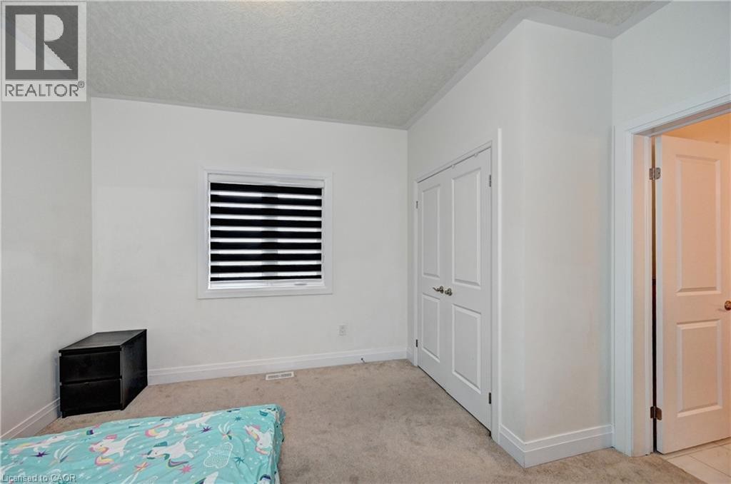 












520 NATHALIE Crescent

,
Kitchener,




Ontario
N2E0H8

