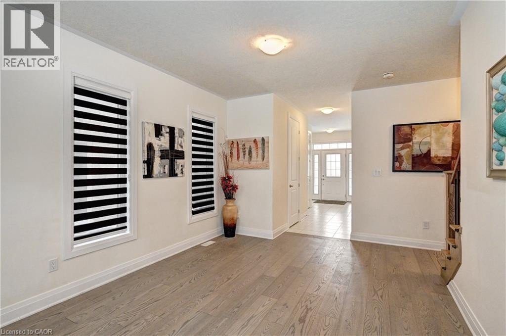 












520 NATHALIE Crescent

,
Kitchener,




Ontario
N2E0H8

