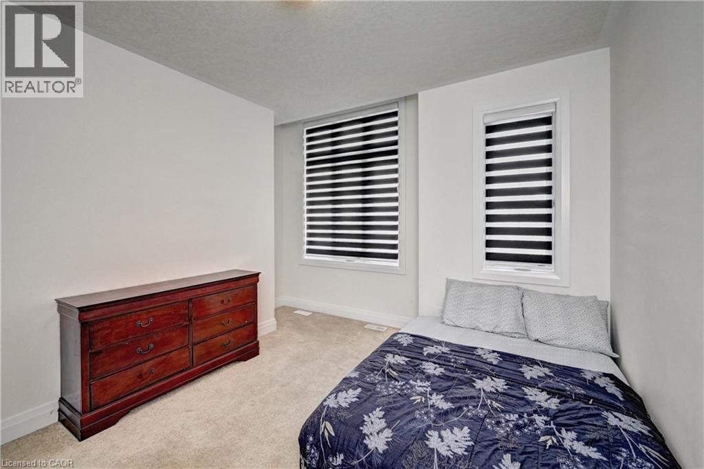 












520 NATHALIE Crescent

,
Kitchener,




Ontario
N2E0H8

