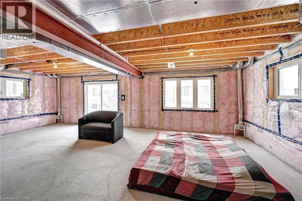 












520 NATHALIE Crescent

,
Kitchener,




Ontario
N2E0H8

