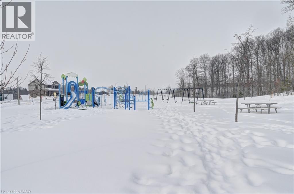 












520 NATHALIE Crescent

,
Kitchener,




Ontario
N2E0H8

