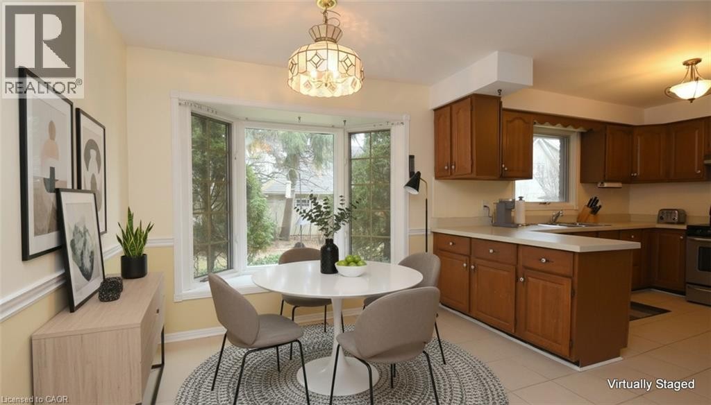 












25 TIMBER Lane

,
Oakville,




Ontario
L6L2Z4

