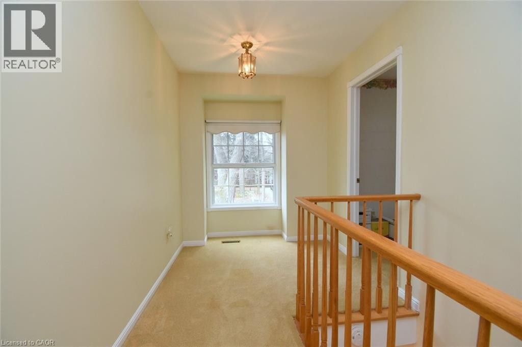 












25 TIMBER Lane

,
Oakville,




Ontario
L6L2Z4

