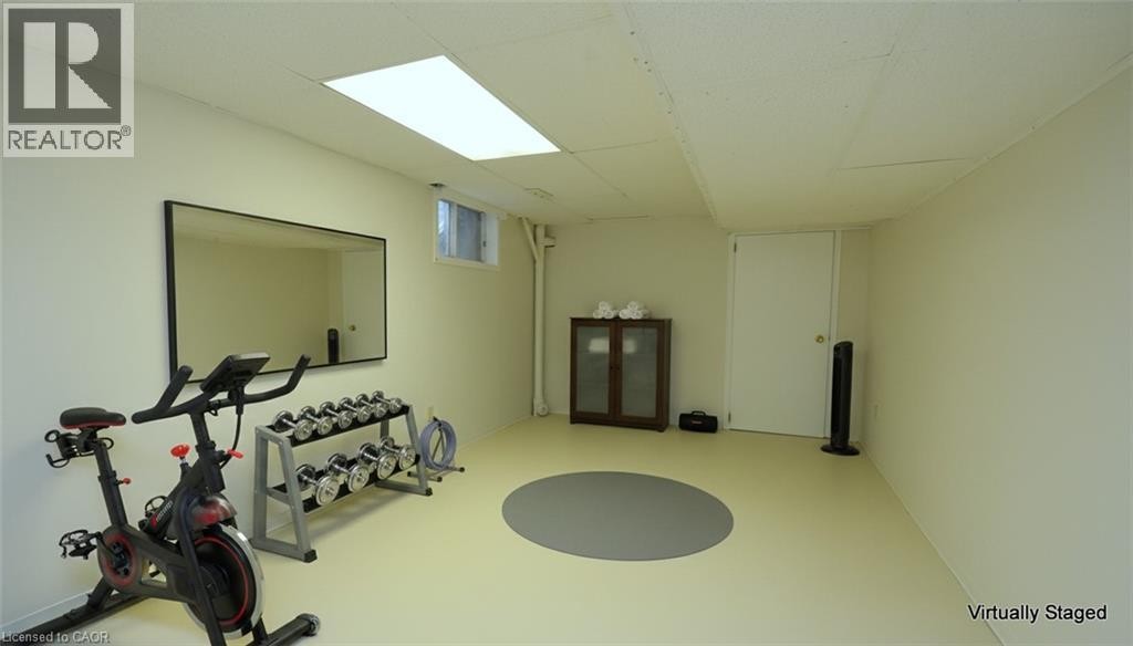 












25 TIMBER Lane

,
Oakville,




Ontario
L6L2Z4

