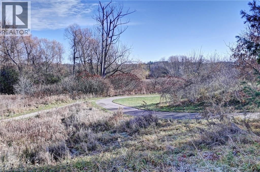 












43 APPLE Drive Unit# BASEMENT UNIT

,
Cambridge,




Ontario
N3C0E7

