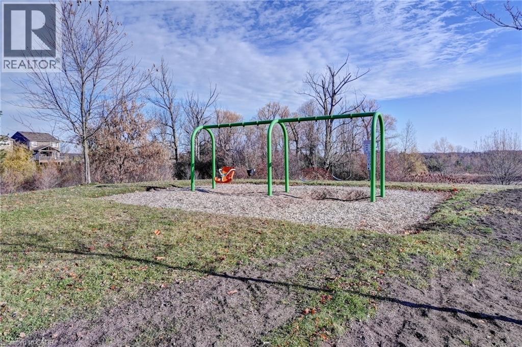 












43 APPLE Drive Unit# BASEMENT UNIT

,
Cambridge,




Ontario
N3C0E7

