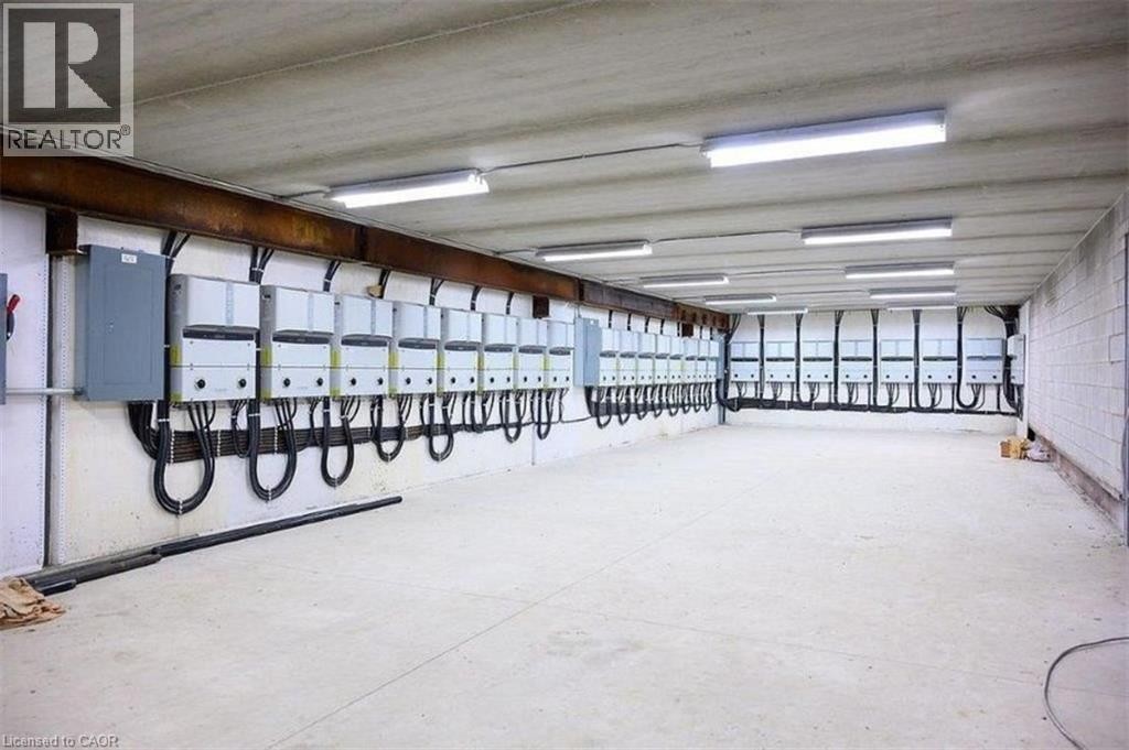 












97 5TH CONCESSION E

,
Hamilton,




Ontario
L8B1K4

