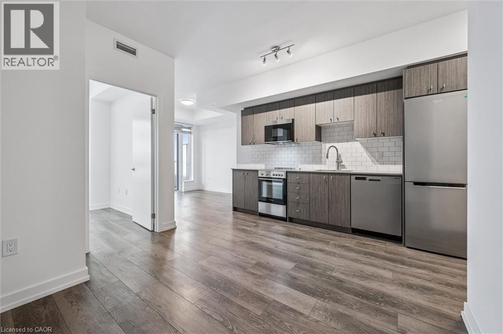 












5 WELLINGTON Street S Unit# 1604

,
Kitchener,




Ontario
N2G0E3

