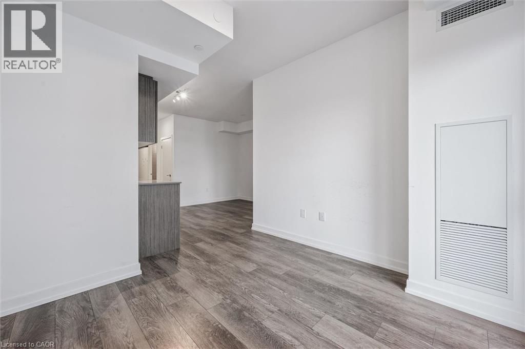 












5 WELLINGTON Street S Unit# 1604

,
Kitchener,




Ontario
N2G0E3


