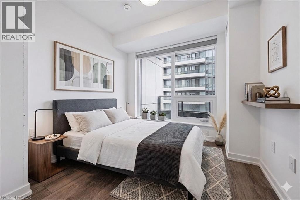












5 WELLINGTON Street S Unit# 1604

,
Kitchener,




Ontario
N2G0E3


