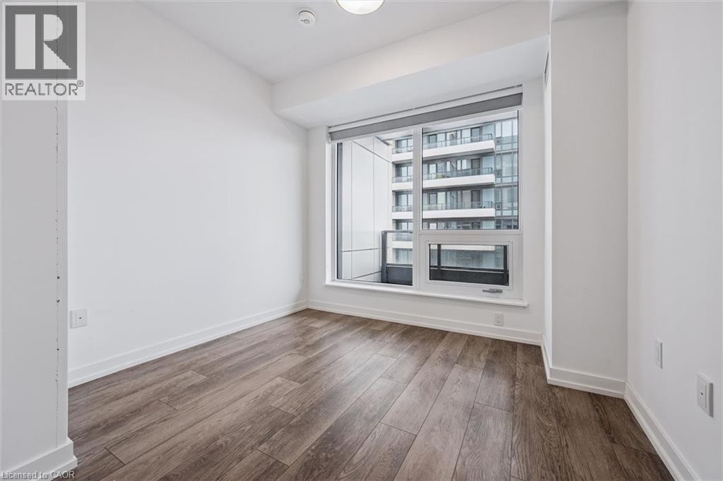 












5 WELLINGTON Street S Unit# 1604

,
Kitchener,




Ontario
N2G0E3

