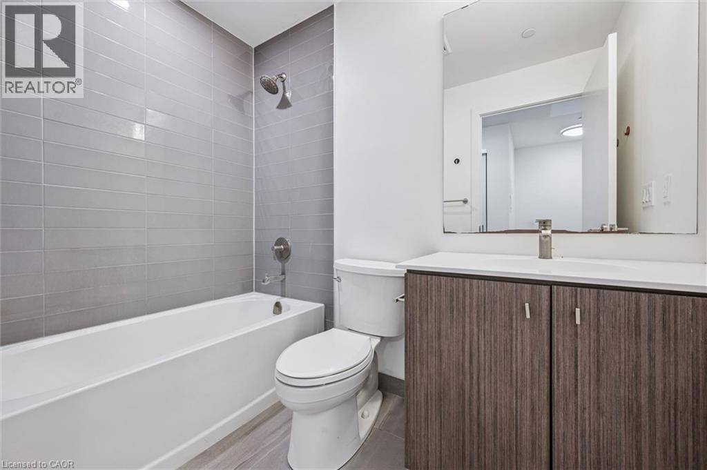 












5 WELLINGTON Street S Unit# 1604

,
Kitchener,




Ontario
N2G0E3

