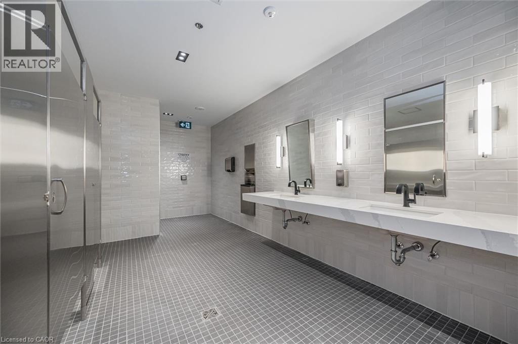 












5 WELLINGTON Street S Unit# 1604

,
Kitchener,




Ontario
N2G0E3

