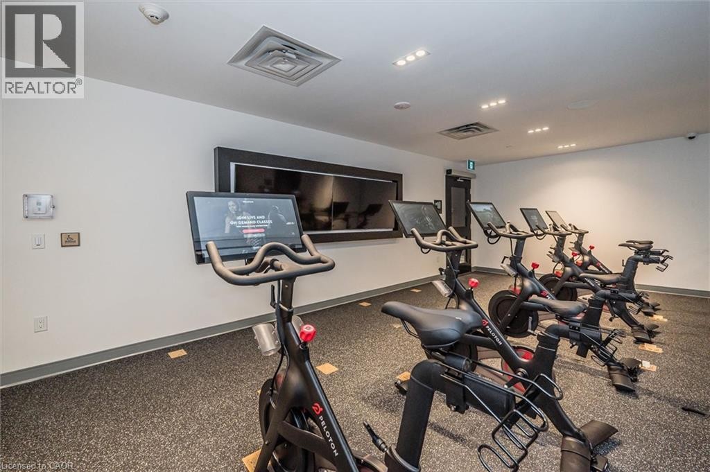 












5 WELLINGTON Street S Unit# 1604

,
Kitchener,




Ontario
N2G0E3

