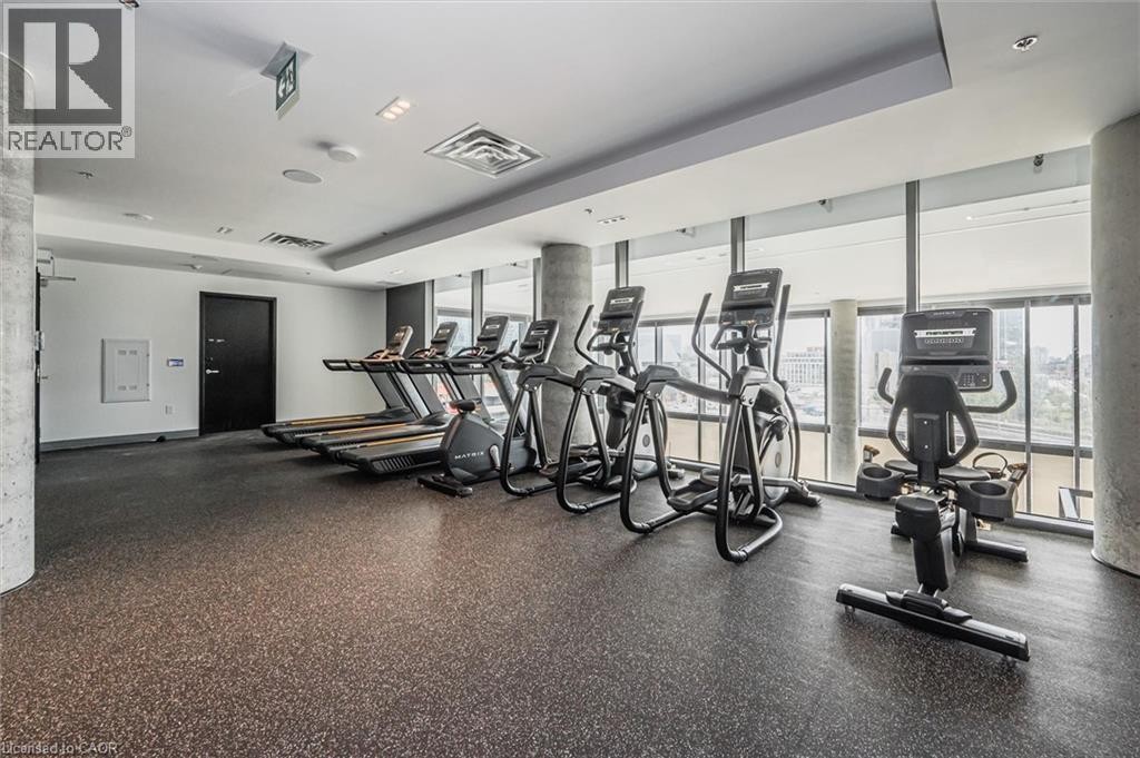 












5 WELLINGTON Street S Unit# 1604

,
Kitchener,




Ontario
N2G0E3

