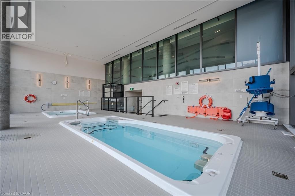 












5 WELLINGTON Street S Unit# 1604

,
Kitchener,




Ontario
N2G0E3


