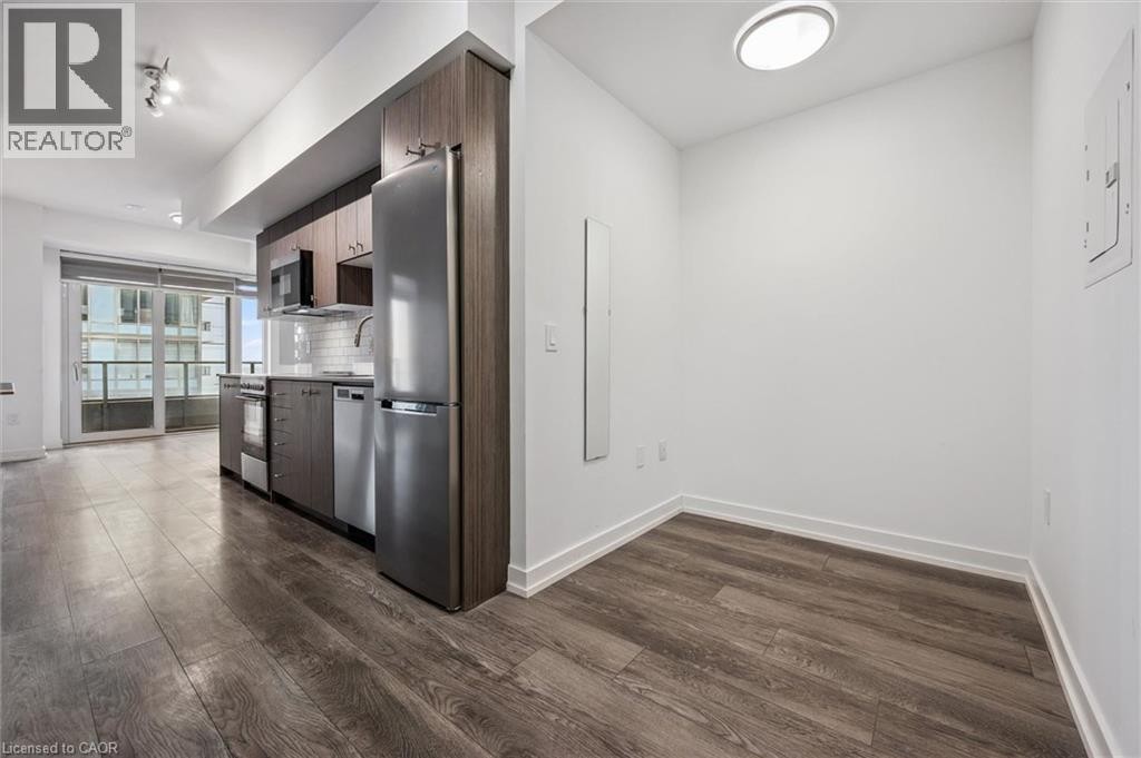 












5 WELLINGTON Street S Unit# 1604

,
Kitchener,




Ontario
N2G0E3

